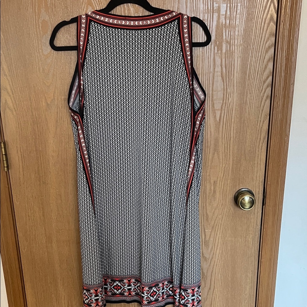 Max Studio Elegant Sleeveless Patterned Dress - image 6